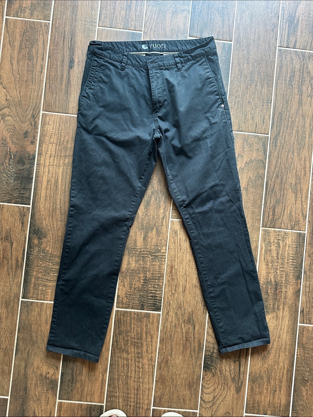 Vuori Men's Black stretch Pants size large